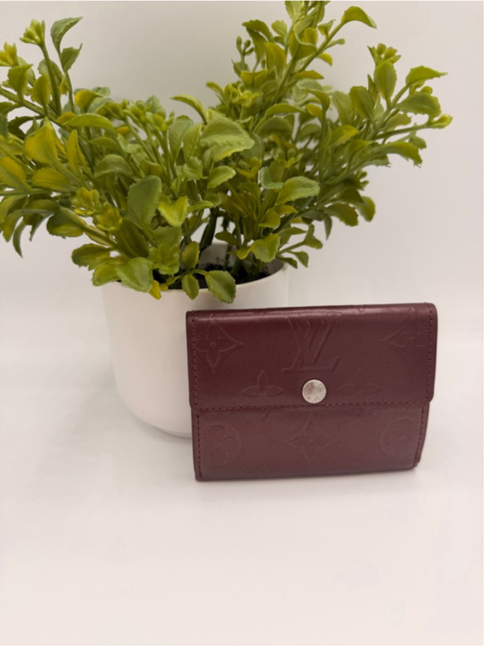 Louis Vuitton Matte Vernis Burgundy Cardholder